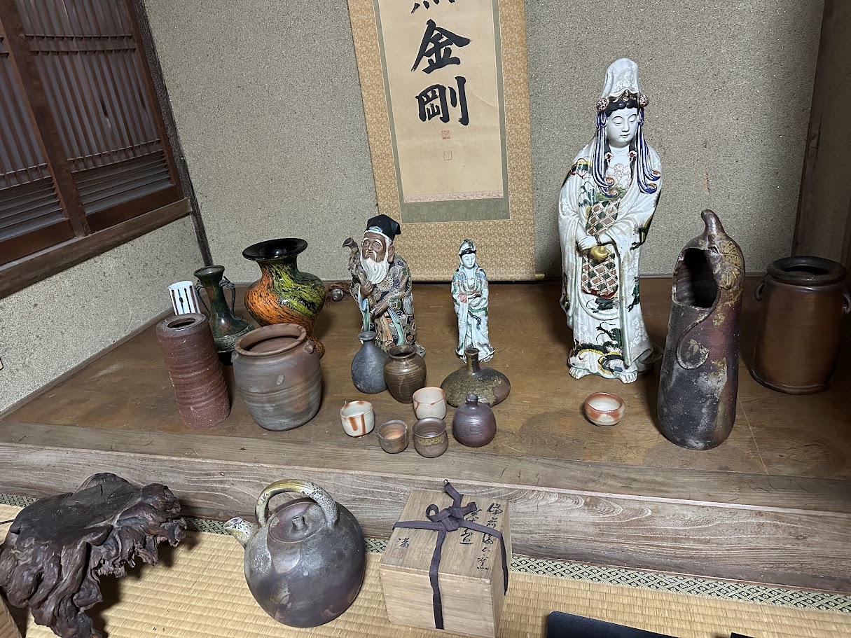 和室 床の間 掛軸 備前焼 観音像 骨董買取 岡山