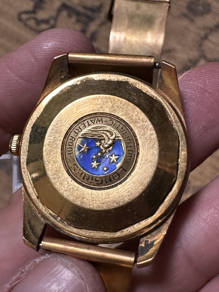 岡山市南区にて18金の腕時計を買取させて頂きました〜骨董・美術品と一緒に貴金属も買取可能です〜