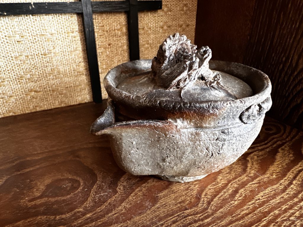 岡山市北区にて、備前焼　煎茶器、花入などを買取させて頂きました　〜まだまだ人気根強い宝瓶も買取強化中です〜