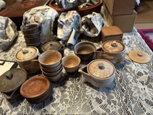 岡山県浅口市のお客様より、備前焼の煎茶道具一式と神棚のお品をお譲りいただきました|施設入居された叔父さまの生前整理事例